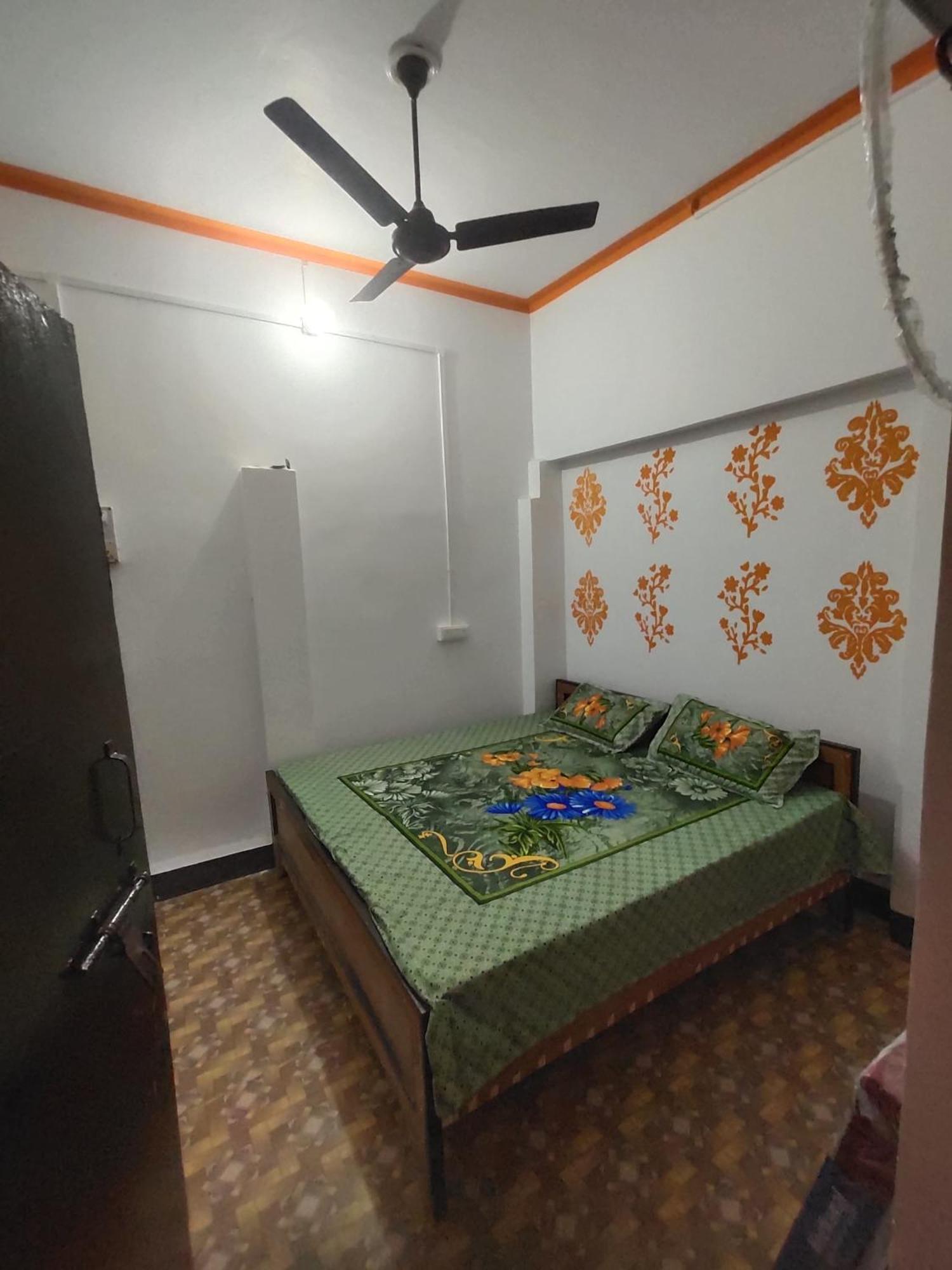Awadh Guest House Ayodhya Exteriér fotografie